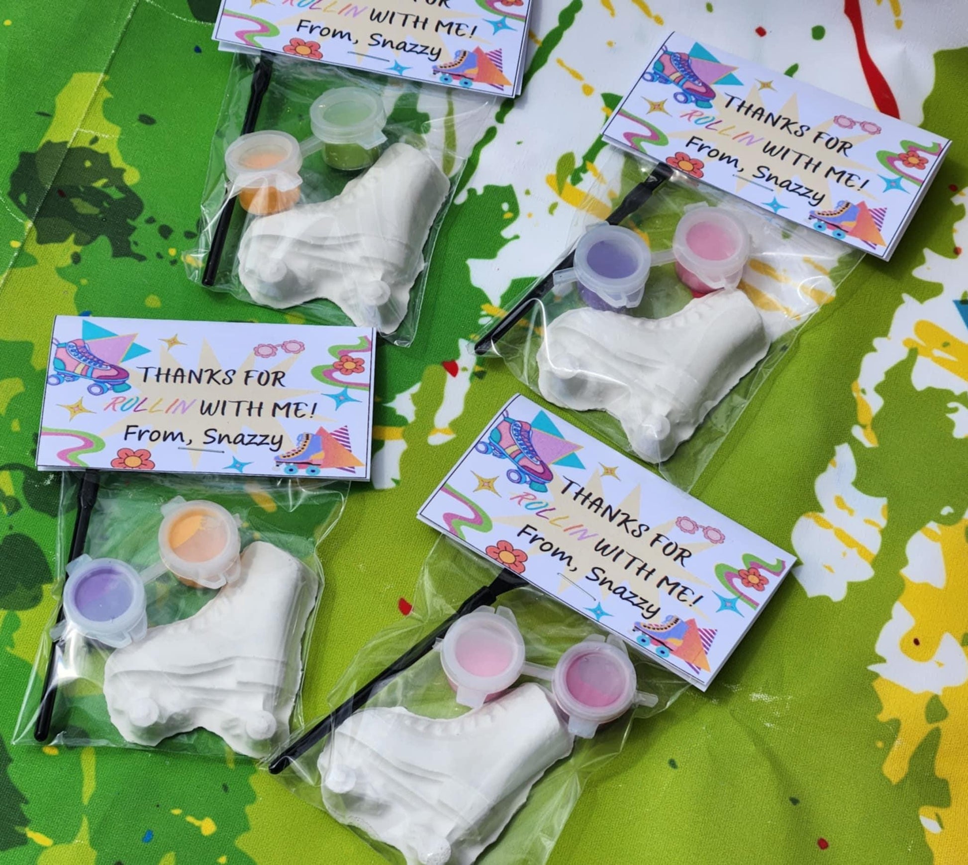 Rollerblade Paint Kit Party Favors | Fun Kids Art Activity | DIY Plaster Craft | Retro Birthday Gift l Kids Party Gifts l Rollerblade theme