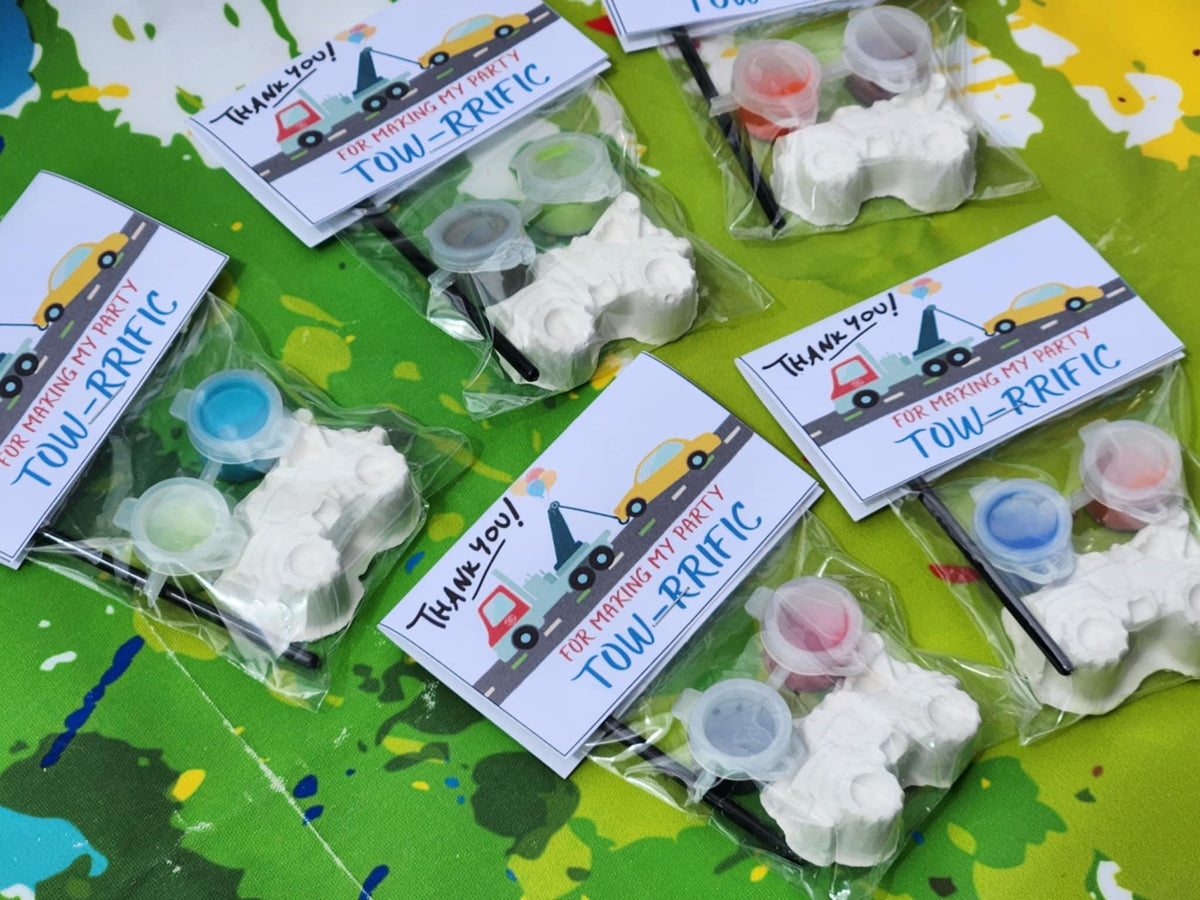 Tow Truck Plaster Paint Kit: DIY Party Favor Craft