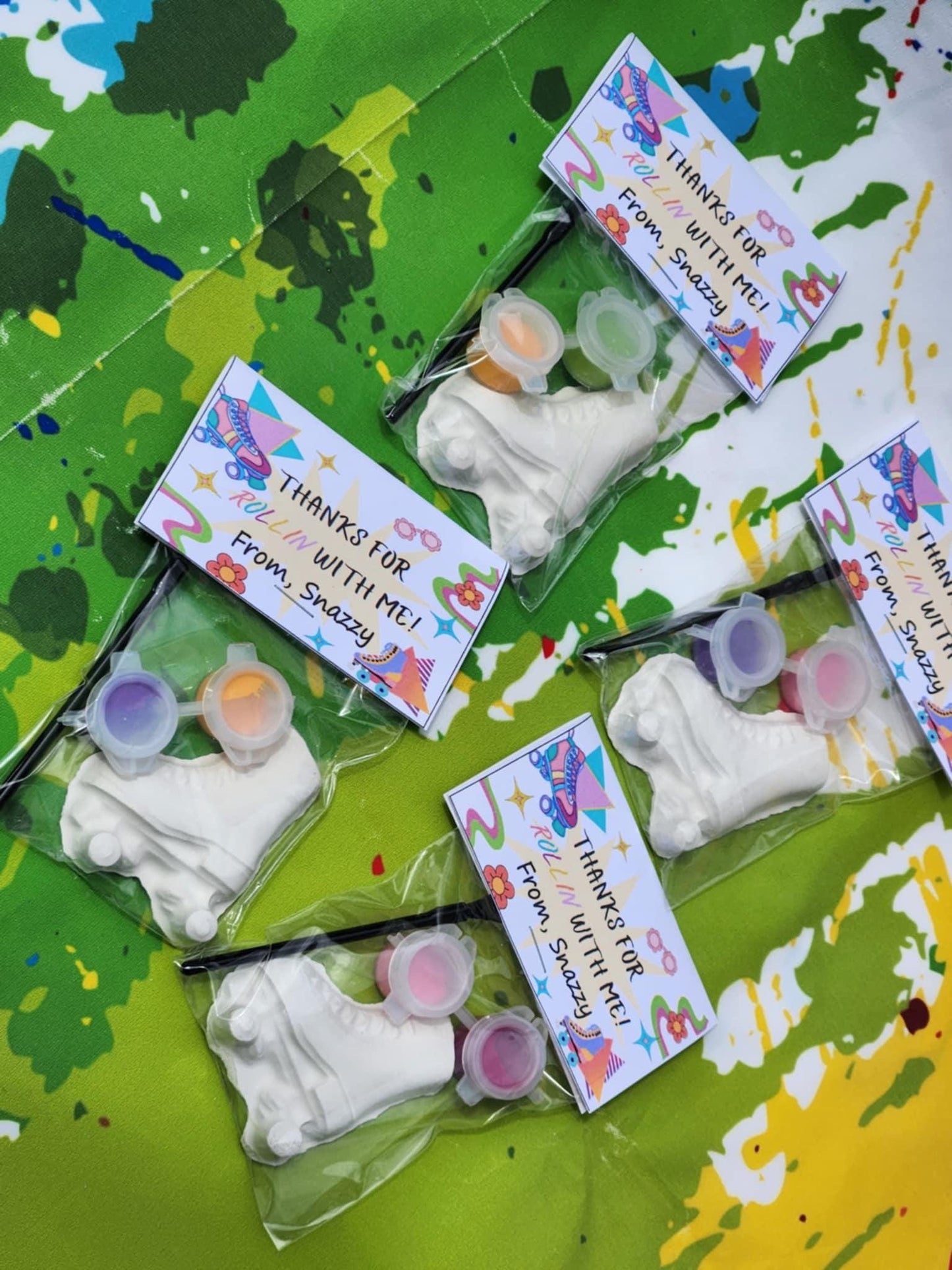 Rollerblade Paint Kit Party Favors | Fun Kids Art Activity | DIY Plaster Craft | Retro Birthday Gift l Kids Party Gifts l Rollerblade theme