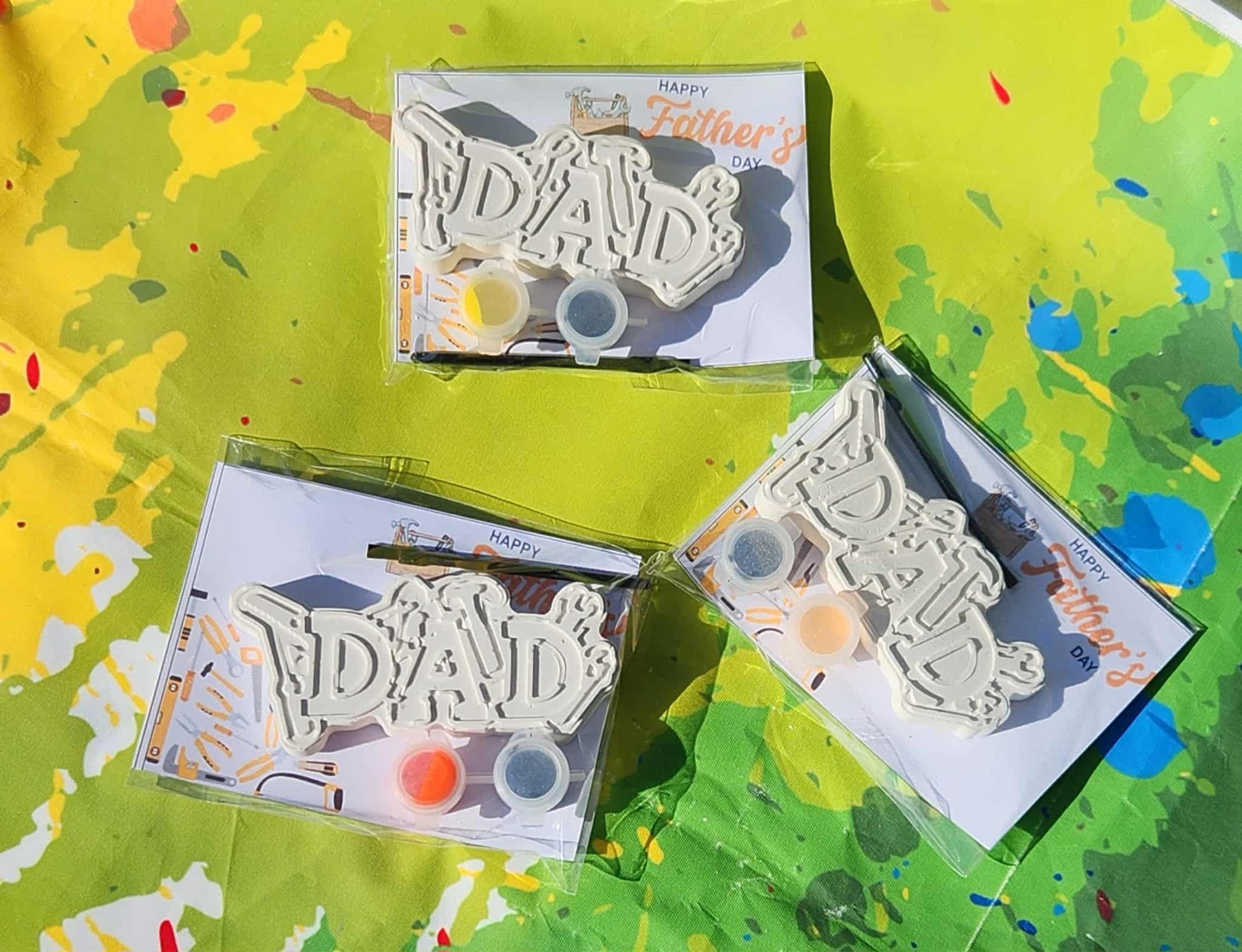 Father’s Day Classroom Craft for Kids – DIY Plaster Art Gift Activity for Preschool, Daycare, School Events, and Handmade Keepsakes