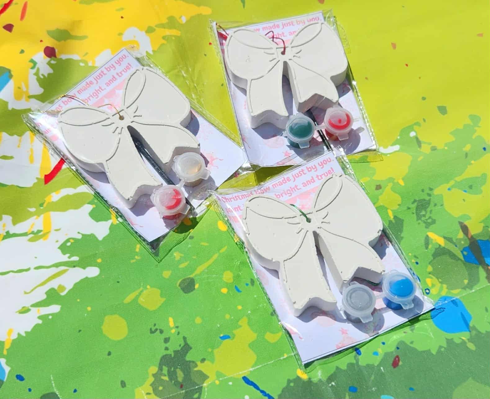 Christmas Bow Ornament Plaster Painting Kit | Craft for Kids | Non-Toxic Paint Kit | Christmas Party Favor | Classroom Christmas Activity