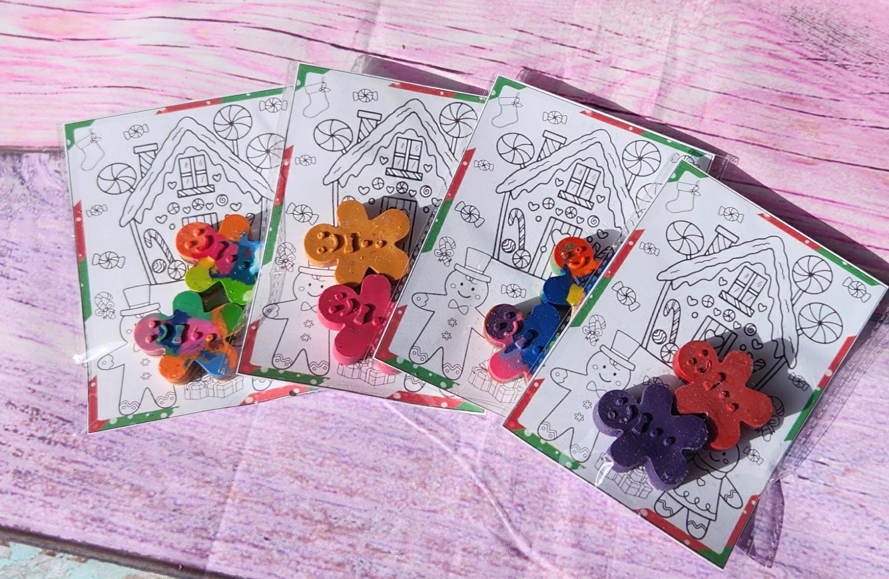 Gingerbread Crayons and Coloring sheet Kit - Christmas Crayons - Christmas Favors - Classroom Gift - Kids Christmas Party Activity