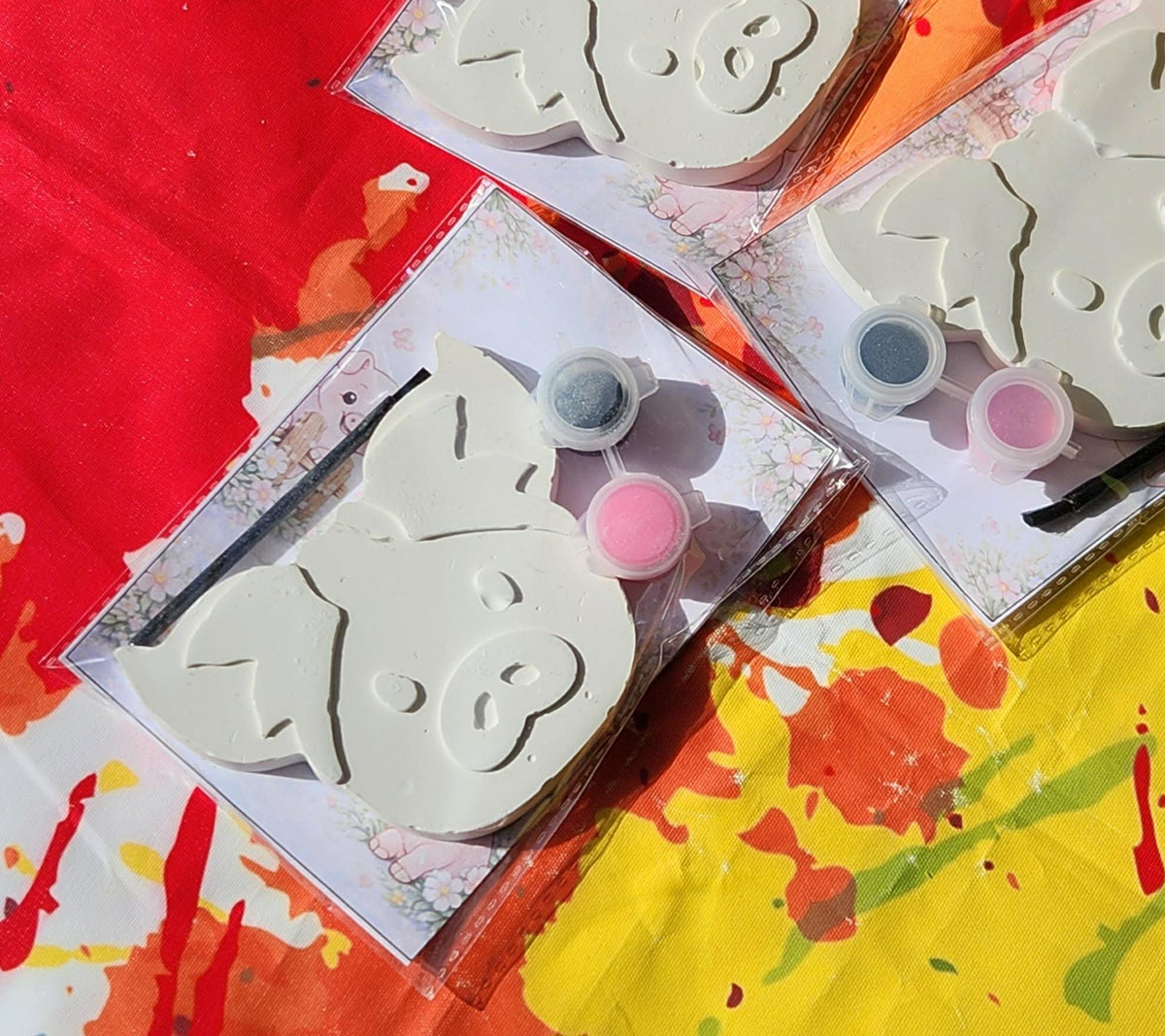 Girly Pig Paint Your Own Kit – Kids Birthday Party Favor, Farm Theme Craft, DIY Plaster Painting Activity, Non Candy Gift