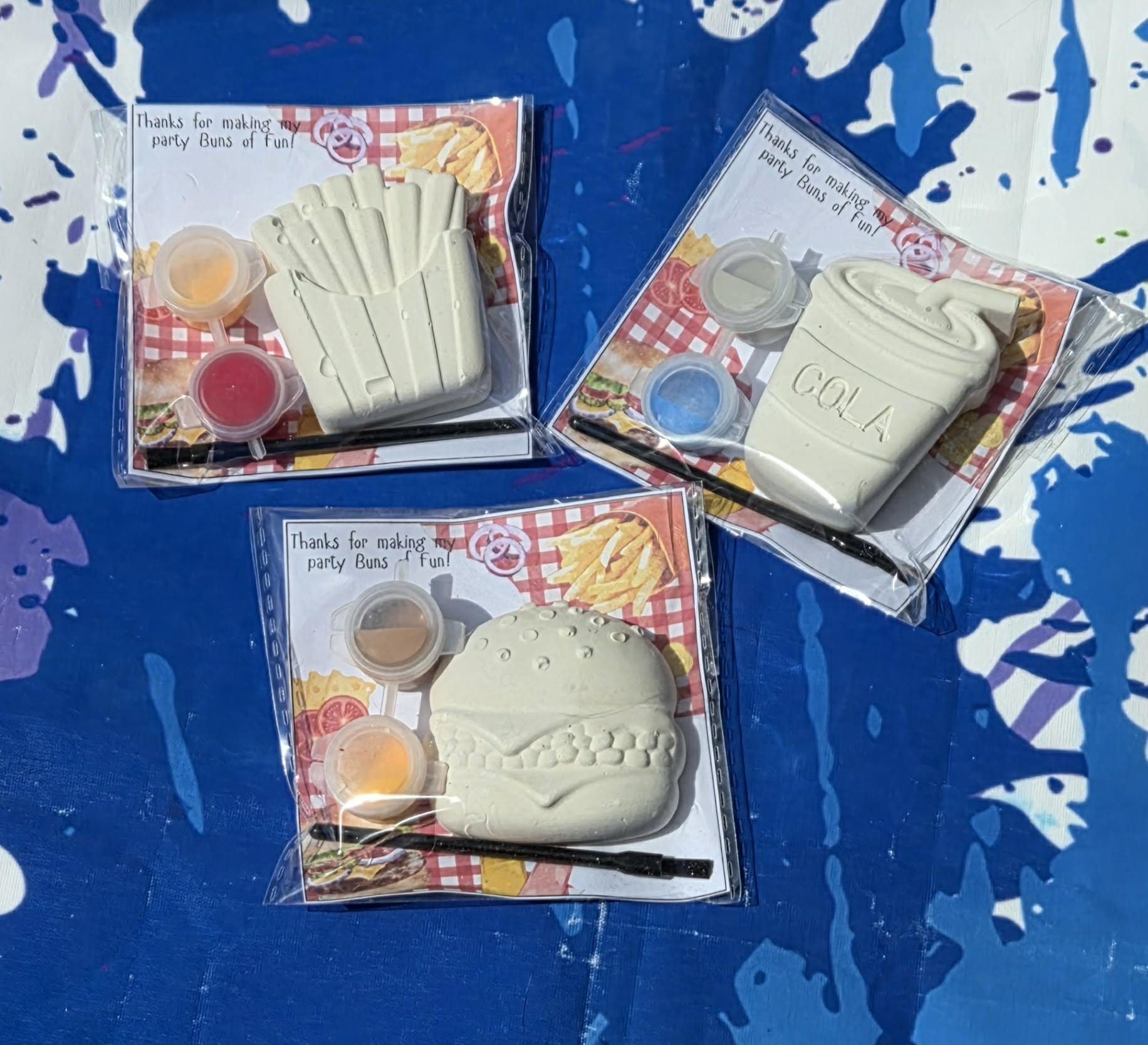 Fast Food Paint Kit Party Favor • Kids Burger Fries Cola - Plaster Painting Activity Set • Birthday Goodie Bag Gift • Snack Theme